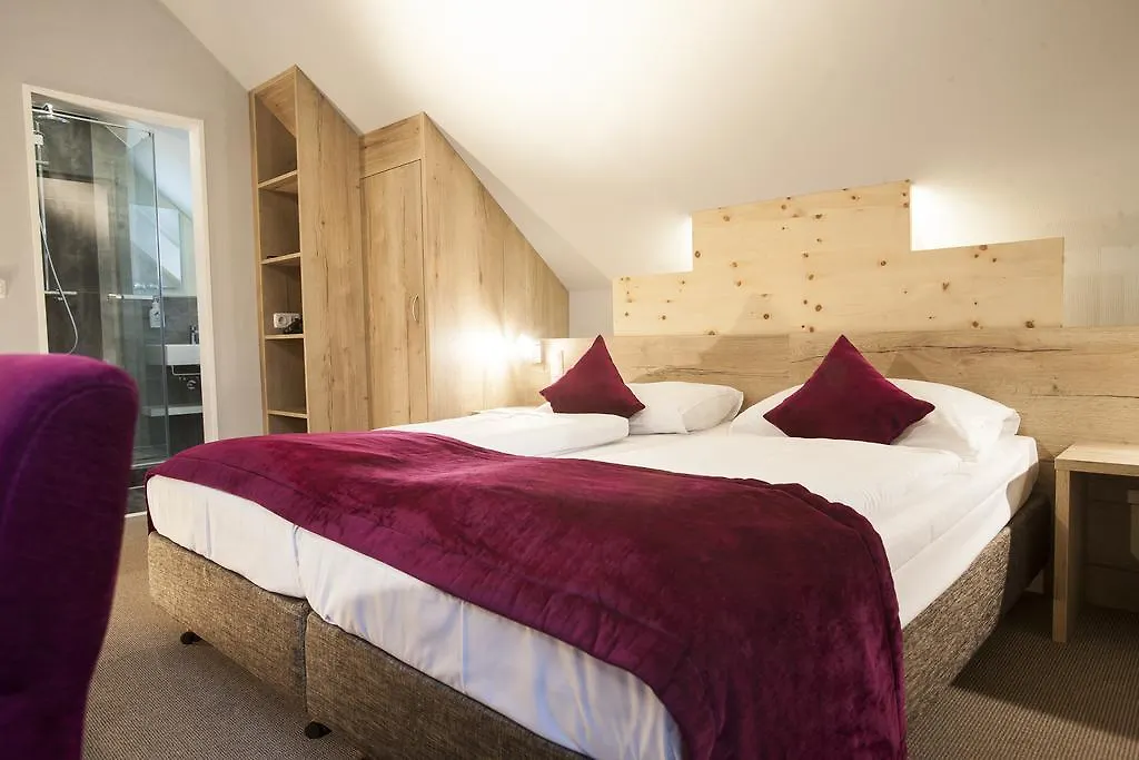 ***  Amalienburg - Boutique & Boarding Hotel Munich Germany