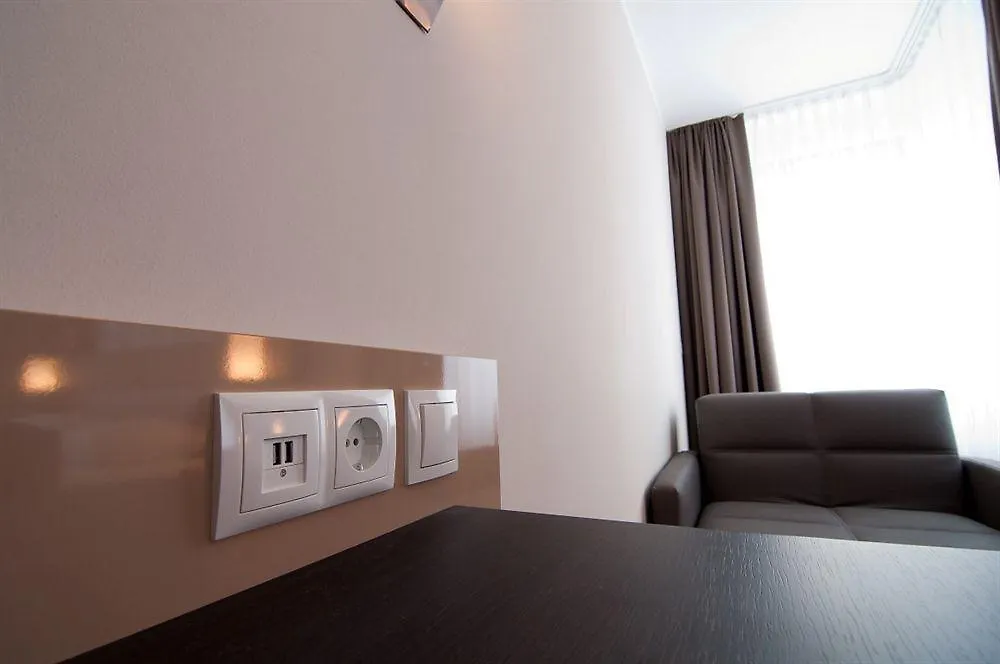 Amalienburg - Boutique & Boarding Hotel Munich 3*,